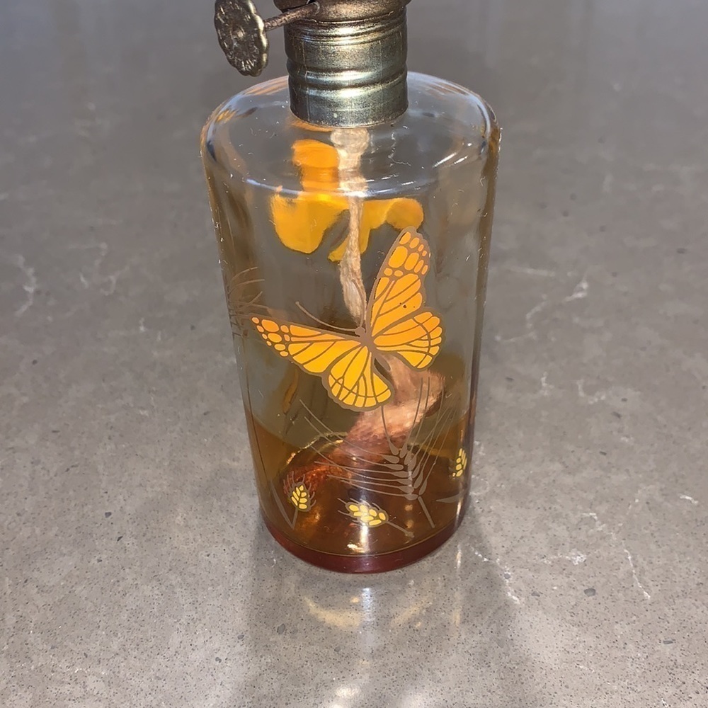 Vtg Lamplight Farms Glass Butterfly Oil Lamp 10” - Picture 4 of 10